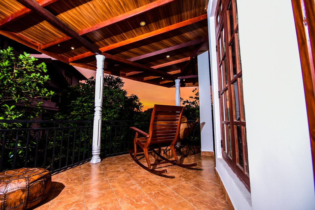 Heavens Door Guest Inn Kandy Exterior photo